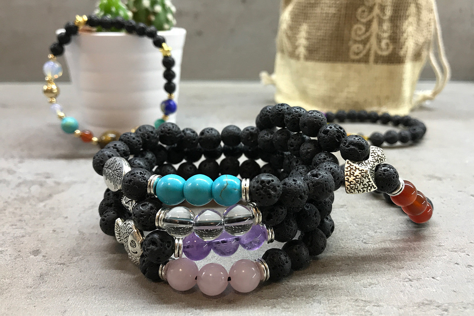 Pulsera de Lava y Cuarzo Rosa - Buda